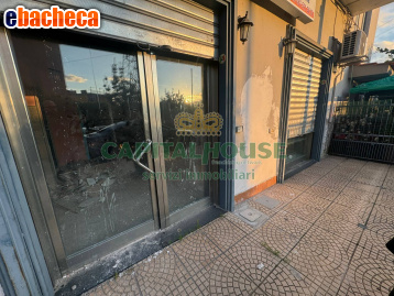 locale commerciale in affitto a Saviano
