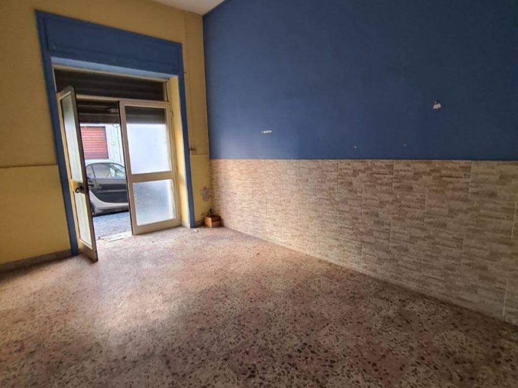 negozio in affitto a Somma Vesuviana