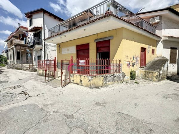 negozio in affitto a Somma Vesuviana