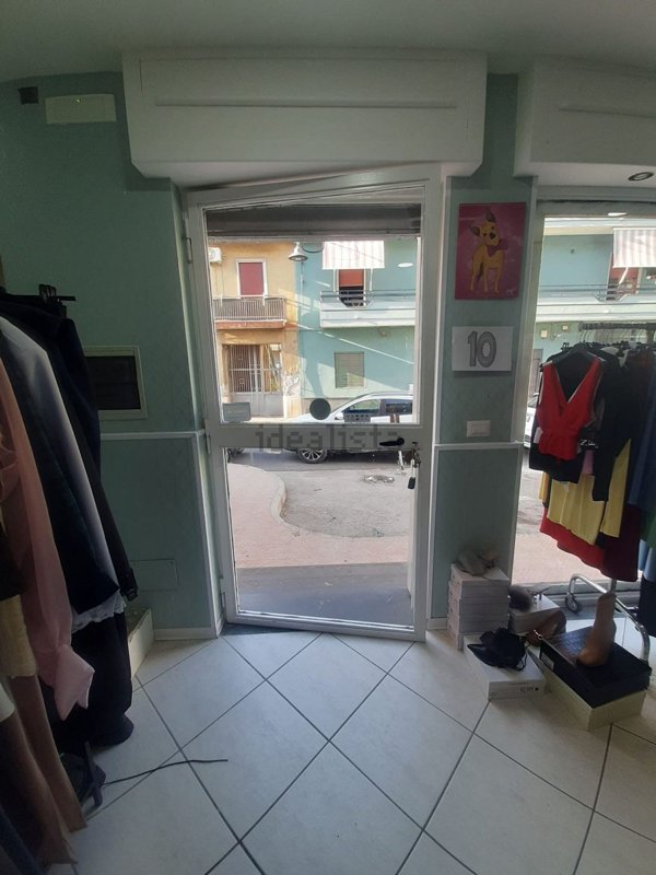 locale commerciale in affitto a Somma Vesuviana
