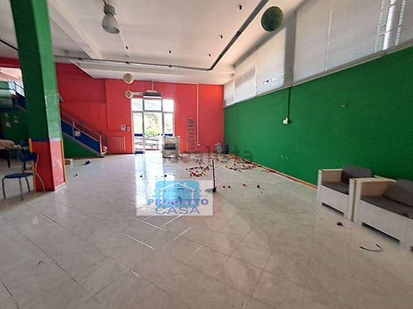 locale commerciale in affitto a Somma Vesuviana