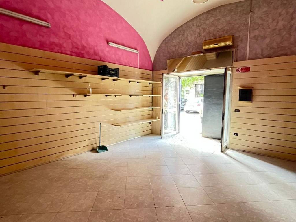 negozio in affitto a Somma Vesuviana
