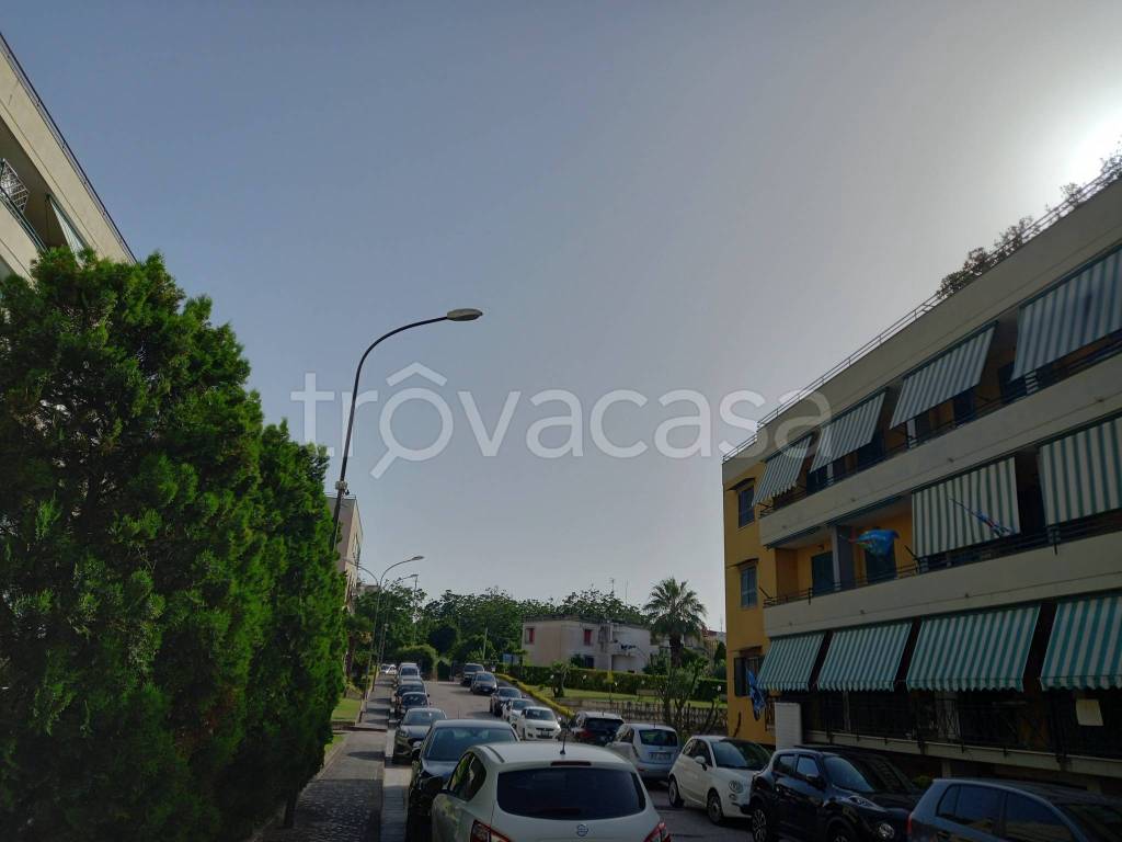 ufficio in affitto a Somma Vesuviana in zona San Sossio