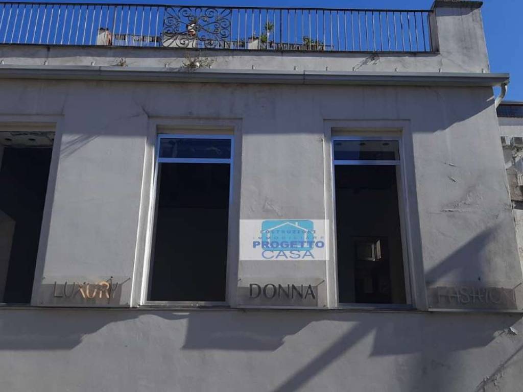 negozio in affitto a Somma Vesuviana