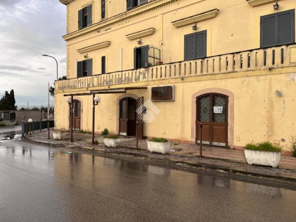 negozio in affitto a Somma Vesuviana