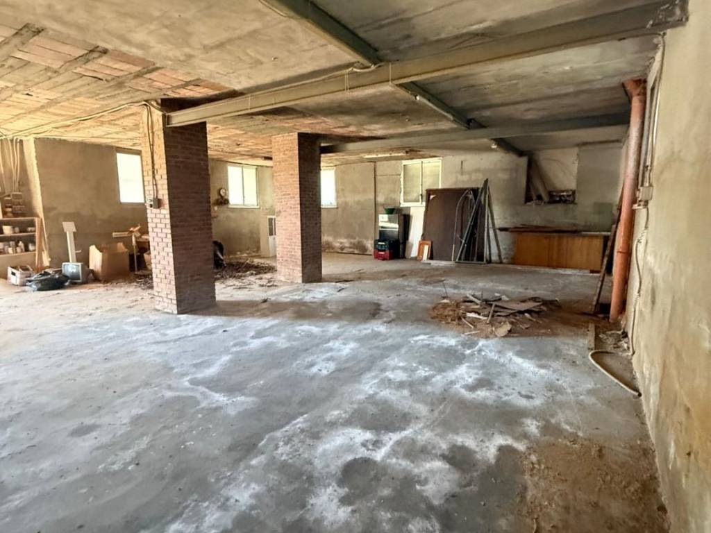 locale commerciale in affitto a Somma Vesuviana