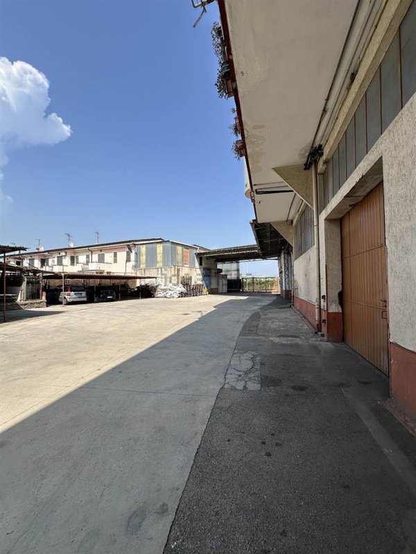 ufficio in affitto a Somma Vesuviana in zona Santa Maria del Pozzo