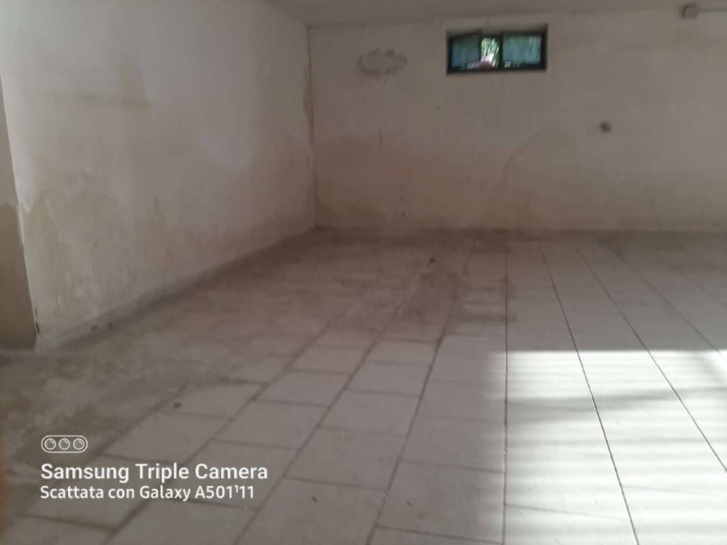 locale commerciale in affitto a Somma Vesuviana