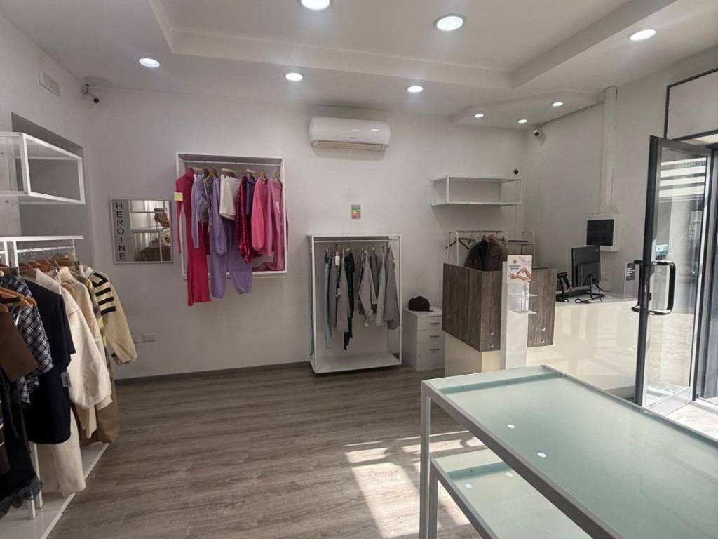 negozio in affitto a Somma Vesuviana