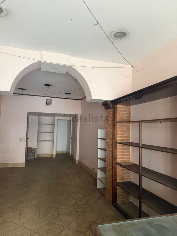 locale commerciale in affitto a Somma Vesuviana