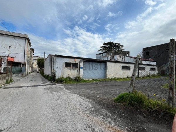 locale di sgombero in affitto a Somma Vesuviana