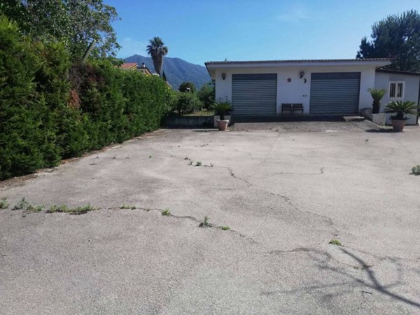 negozio in affitto a Somma Vesuviana