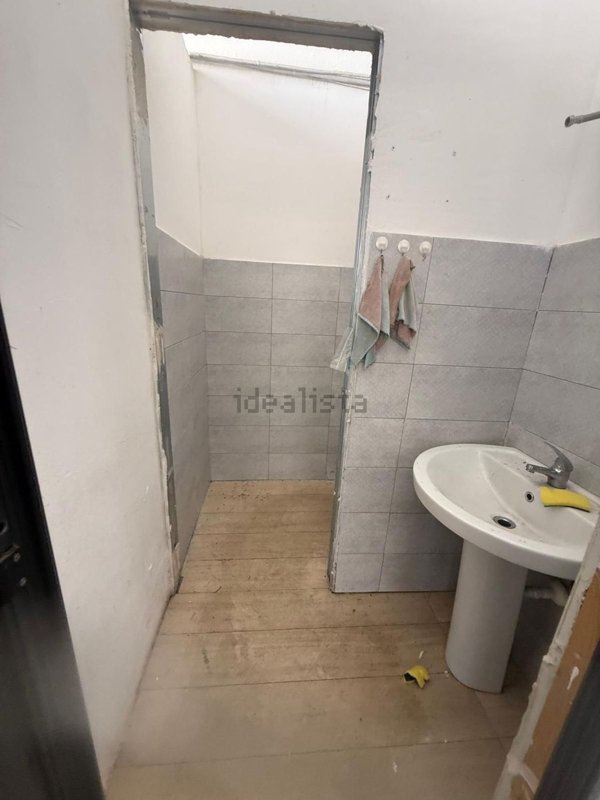 locale commerciale in affitto a Somma Vesuviana in zona Marigliano