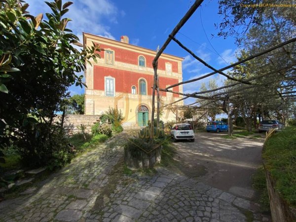 appartamento in affitto a Sorrento in zona Priora