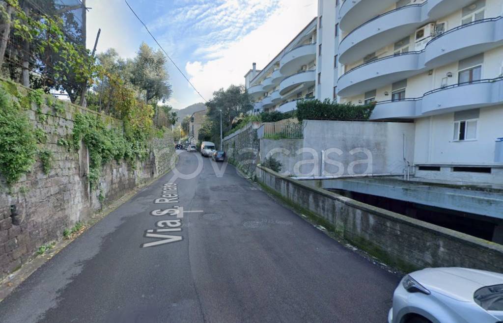 appartamento in affitto a Sorrento in zona Cesarano