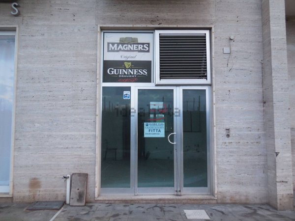 locale commerciale in affitto a Sorrento
