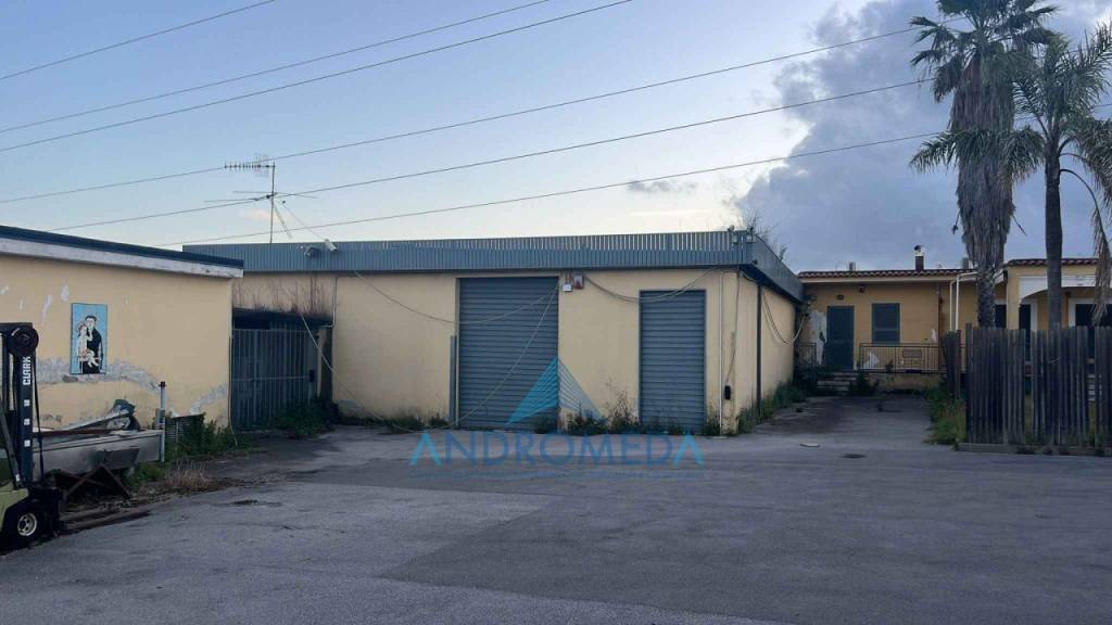 locale commerciale in affitto a Terzigno