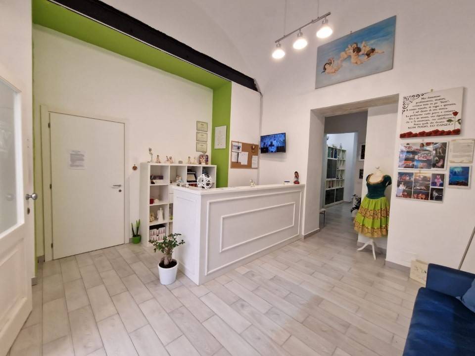 negozio in affitto a Torre Annunziata