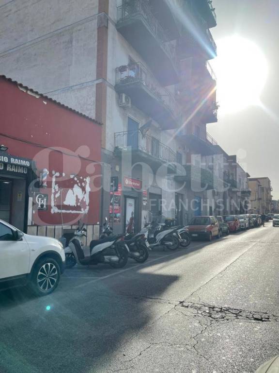 negozio in affitto a Torre Annunziata