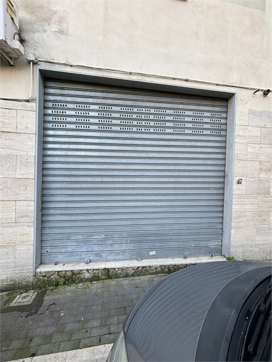 locale commerciale in affitto a Torre Annunziata