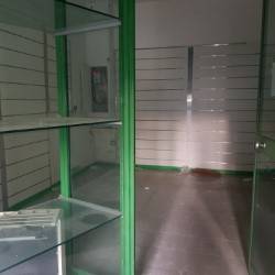 negozio in affitto a Torre del Greco in zona Vesuviana