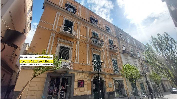 negozio in affitto a Torre del Greco in zona Centro Città