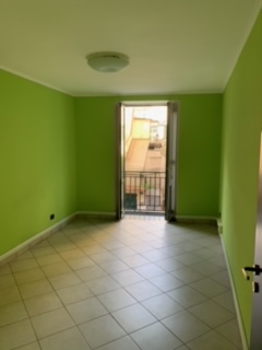 negozio in affitto a Torre del Greco in zona Centro Città