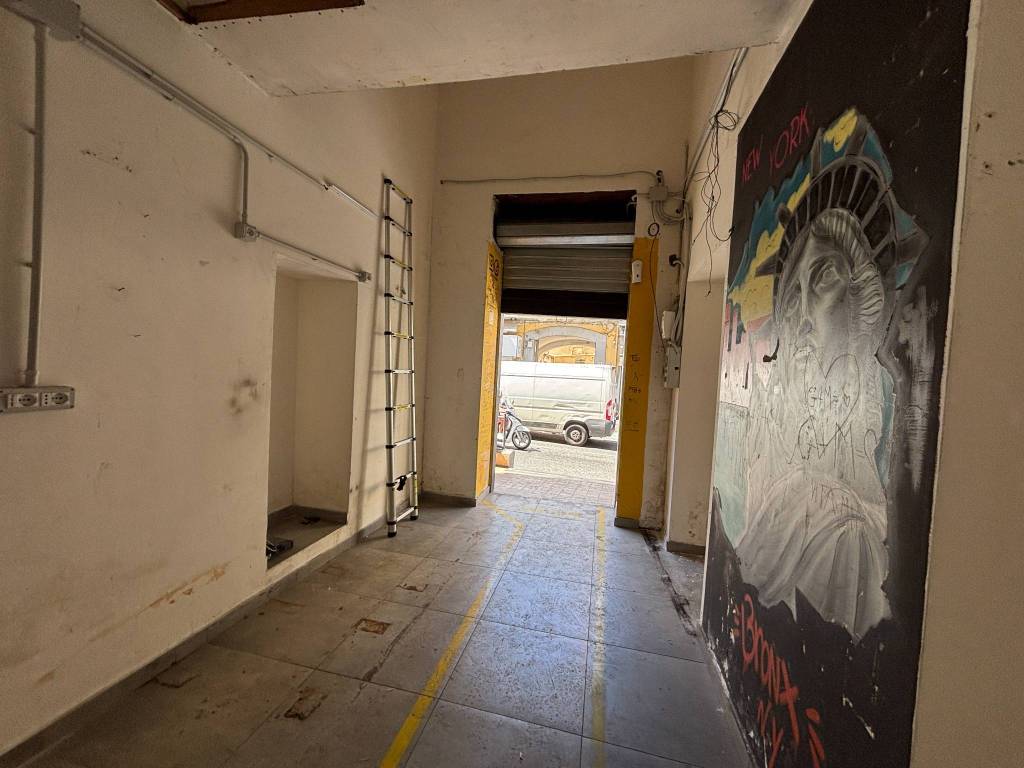 negozio in affitto a Torre del Greco