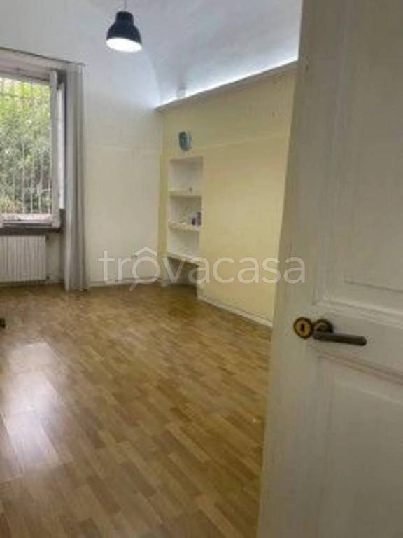 ufficio in affitto a Torre del Greco in zona Scappi / Lava Nuova / Montedoro