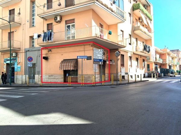 negozio in affitto a Torre del Greco