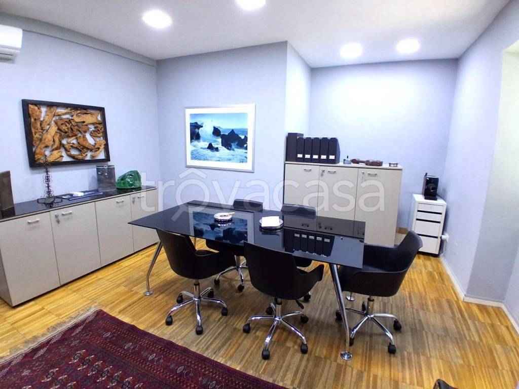 appartamento in affitto a Torre del Greco in zona Centro Città