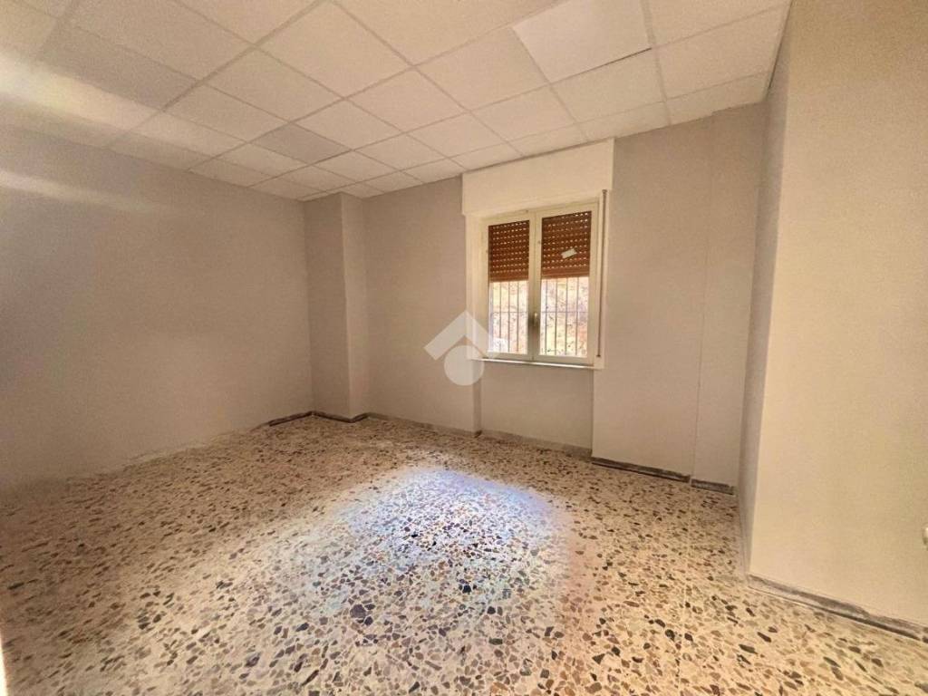 ufficio in affitto a Torre del Greco in zona Centro Città