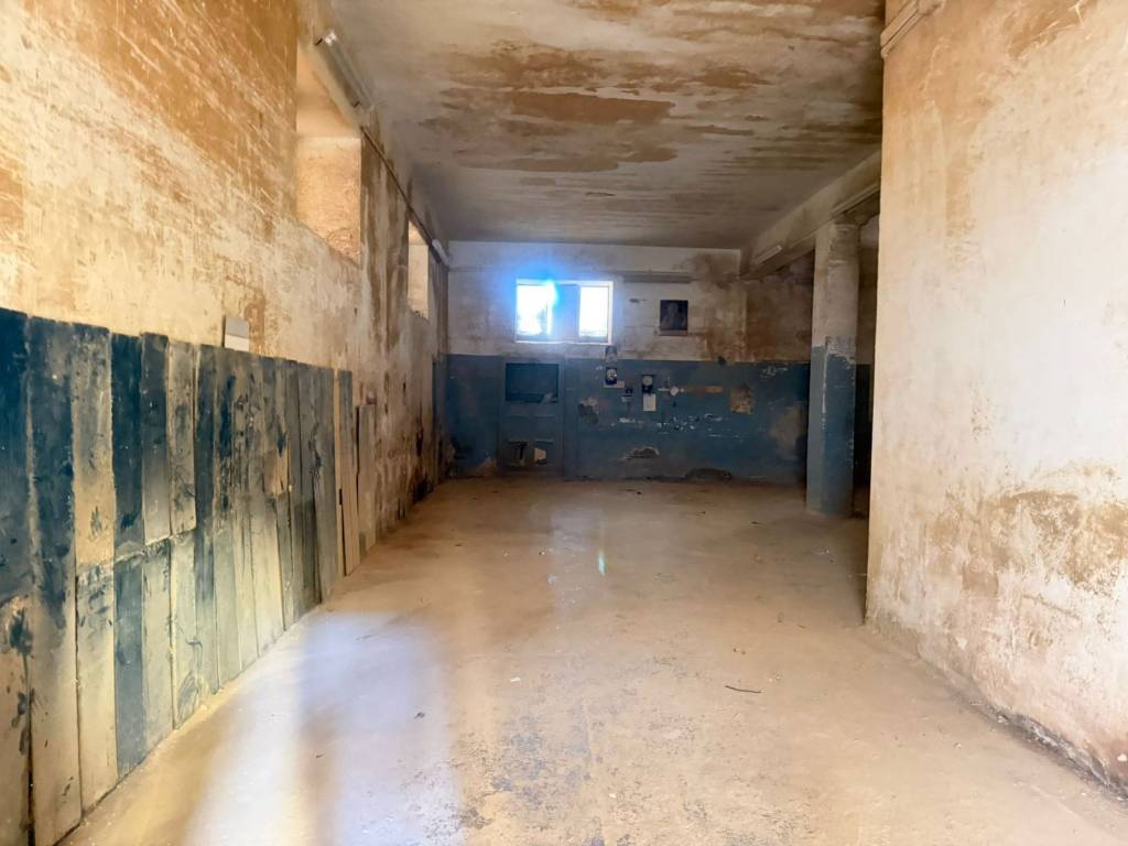 negozio in affitto a Torre del Greco