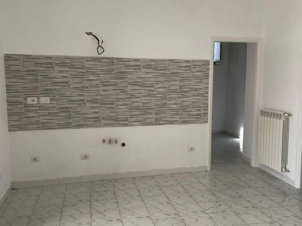 appartamento in affitto a Torre del Greco in zona Leopardi