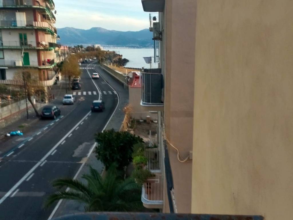 appartamento in affitto a Torre del Greco in zona Litoranea