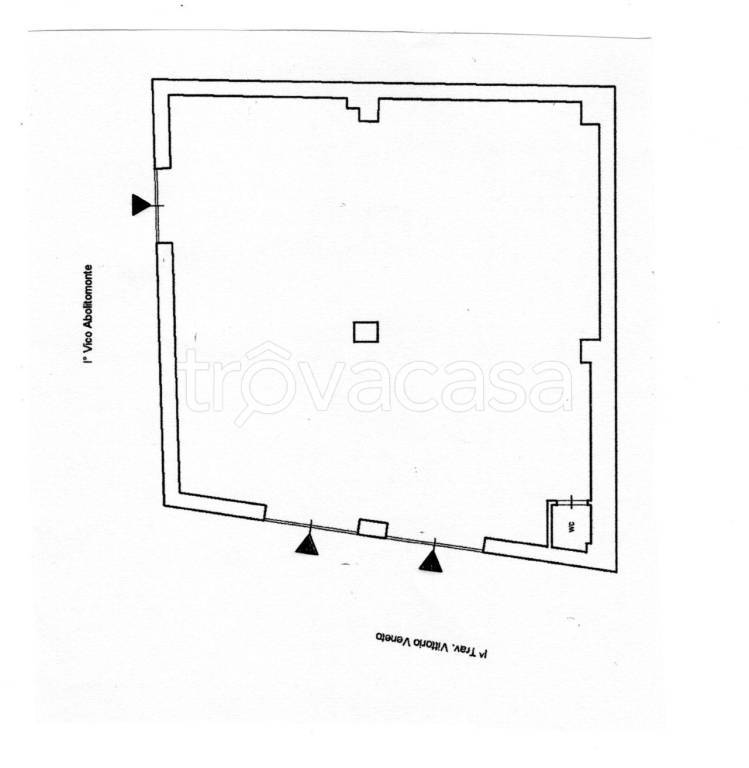 negozio in affitto a Torre del Greco in zona Centro Città