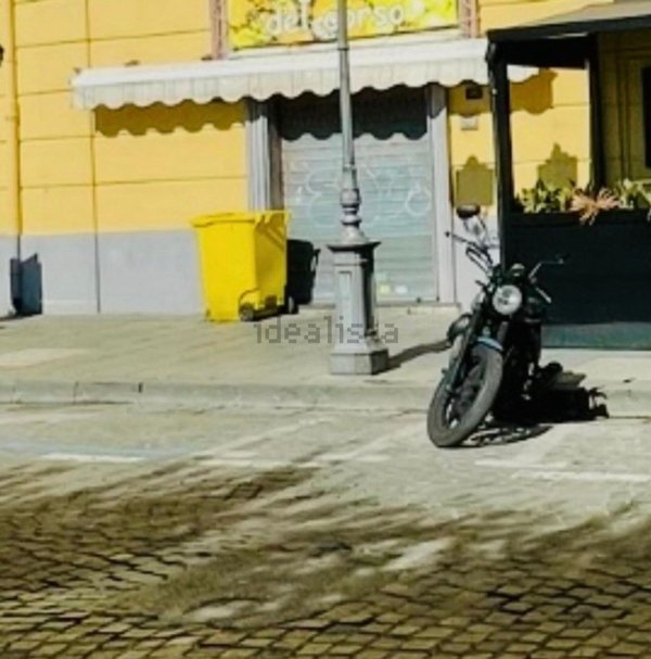 locale commerciale in affitto a Torre del Greco