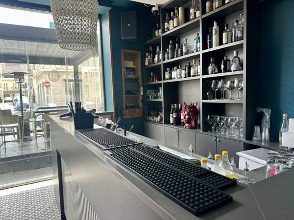 locale commerciale in affitto a Torre del Greco