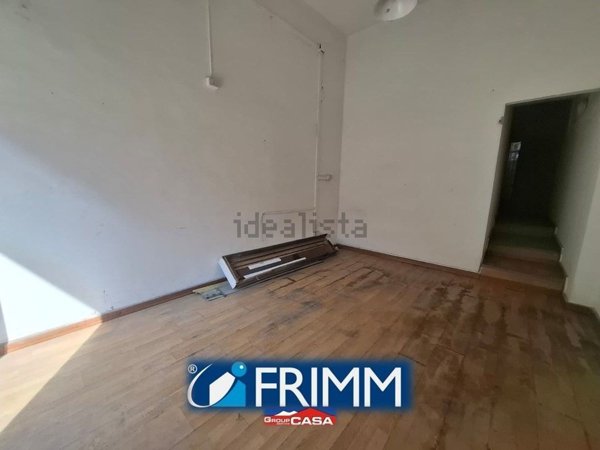 locale commerciale in affitto a Torre del Greco