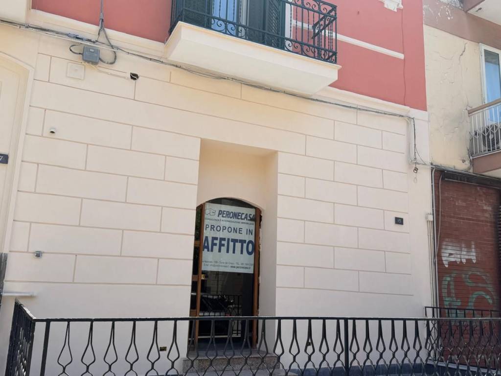 negozio in affitto a Torre del Greco in zona Scappi / Lava Nuova / Montedoro