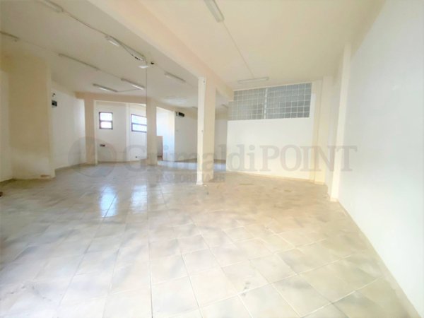 locale commerciale in affitto a Villaricca