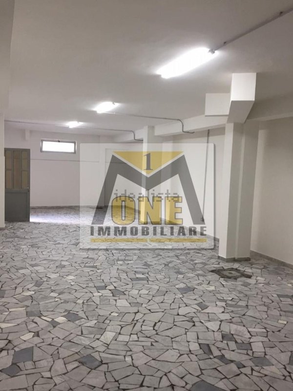 locale commerciale in affitto a Villaricca