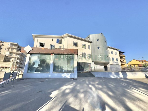 locale commerciale in affitto a Villaricca