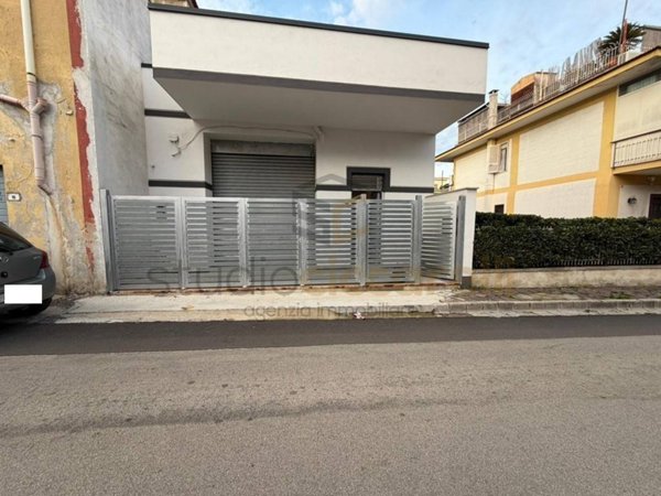 negozio in affitto a Villaricca