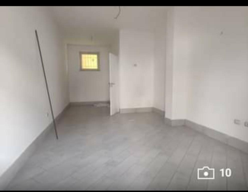 locale commerciale in affitto a Volla