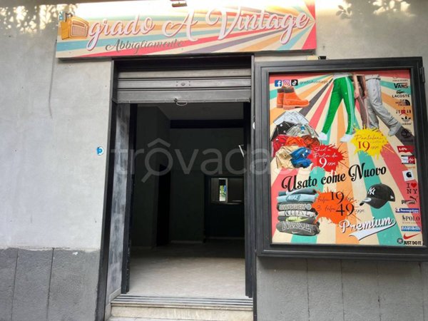 negozio in affitto a Volla