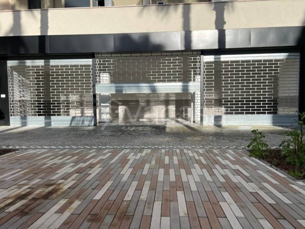 negozio in affitto a Volla