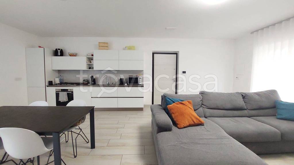 appartamento in affitto a Volla