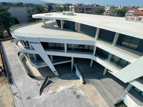 locale commerciale in affitto a Volla