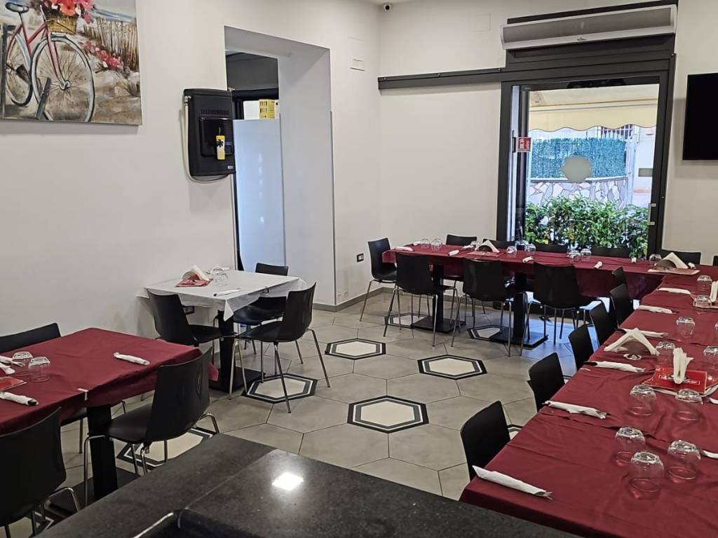 negozio in affitto a Santa Maria la Carità